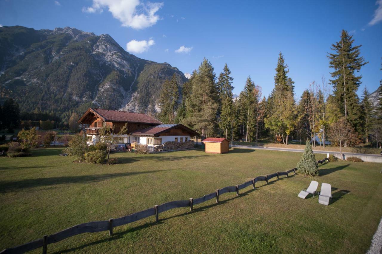 Ferienhaus Tannenblick Leutasch Exterior foto